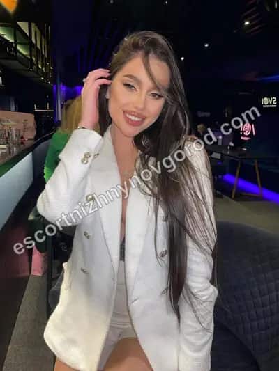 Polli, 24 — м. Горьковская