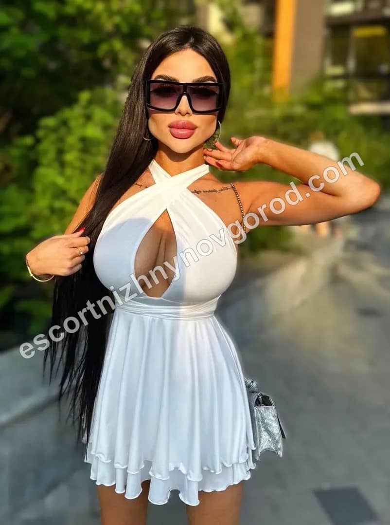 Ева